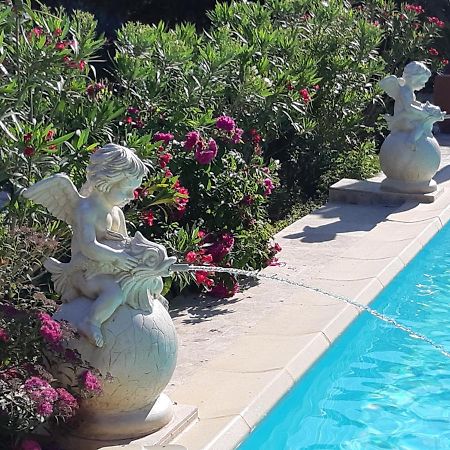 Les Chambres Manon - Piscine, Spa, Tennis Belcodene Dış mekan fotoğraf