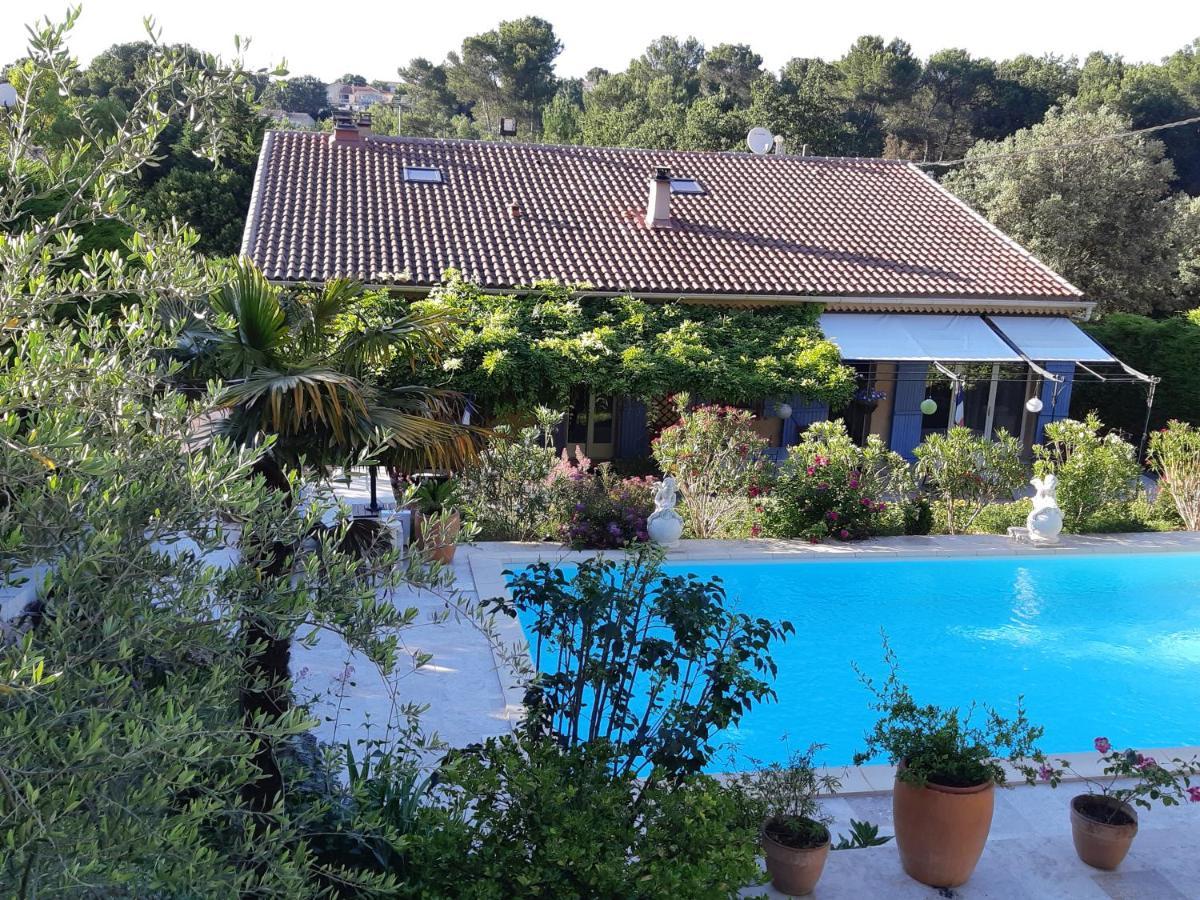 Les Chambres Manon - Piscine, Spa, Tennis Belcodene Dış mekan fotoğraf