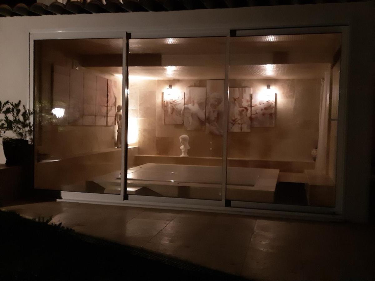 Les Chambres Manon - Piscine, Spa, Tennis Belcodene Dış mekan fotoğraf