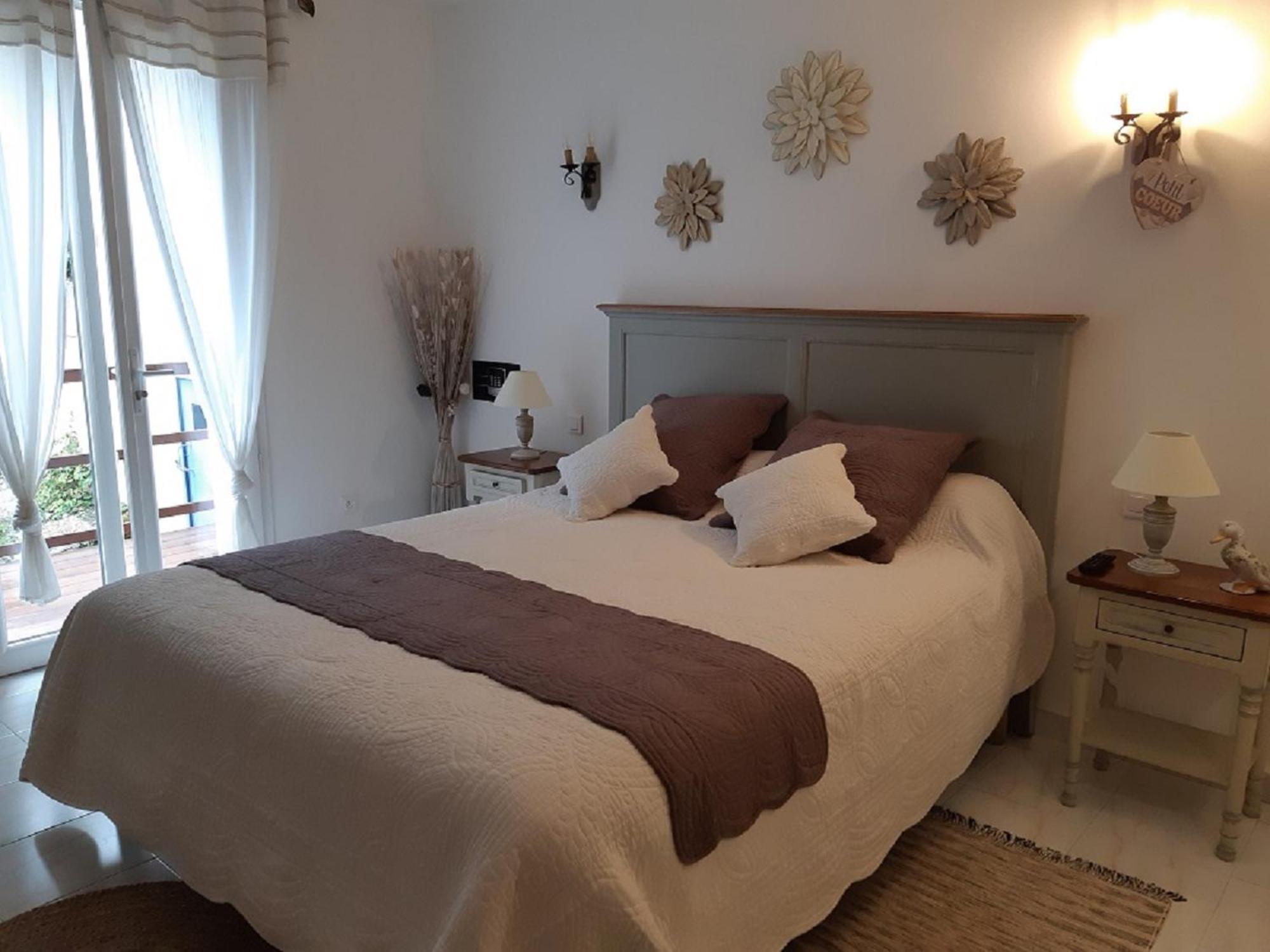 Les Chambres Manon - Piscine, Spa, Tennis Belcodene Dış mekan fotoğraf